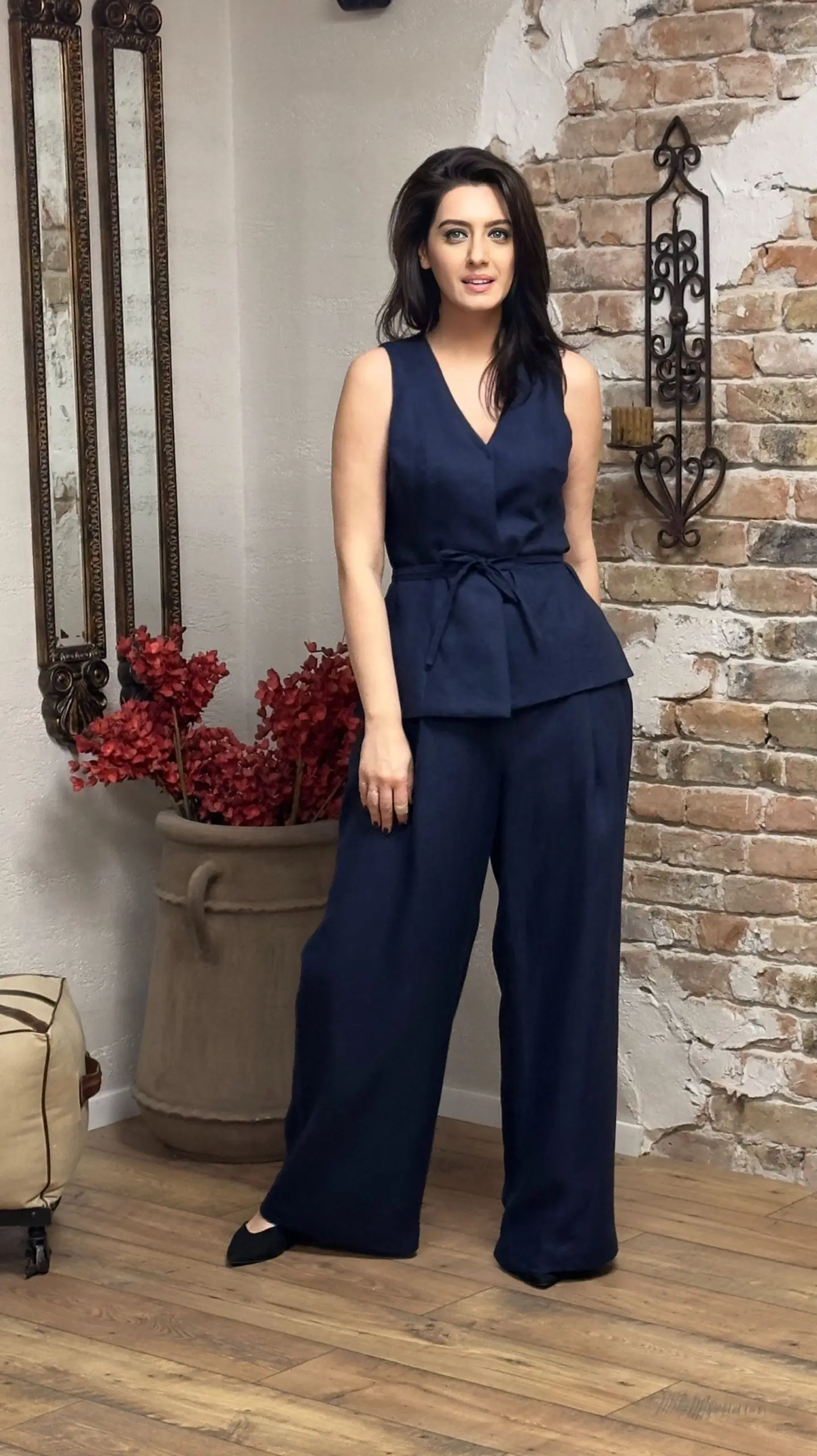 VESTĂ ȘI PANTALONI DIN ÎN BLEUMARIN 