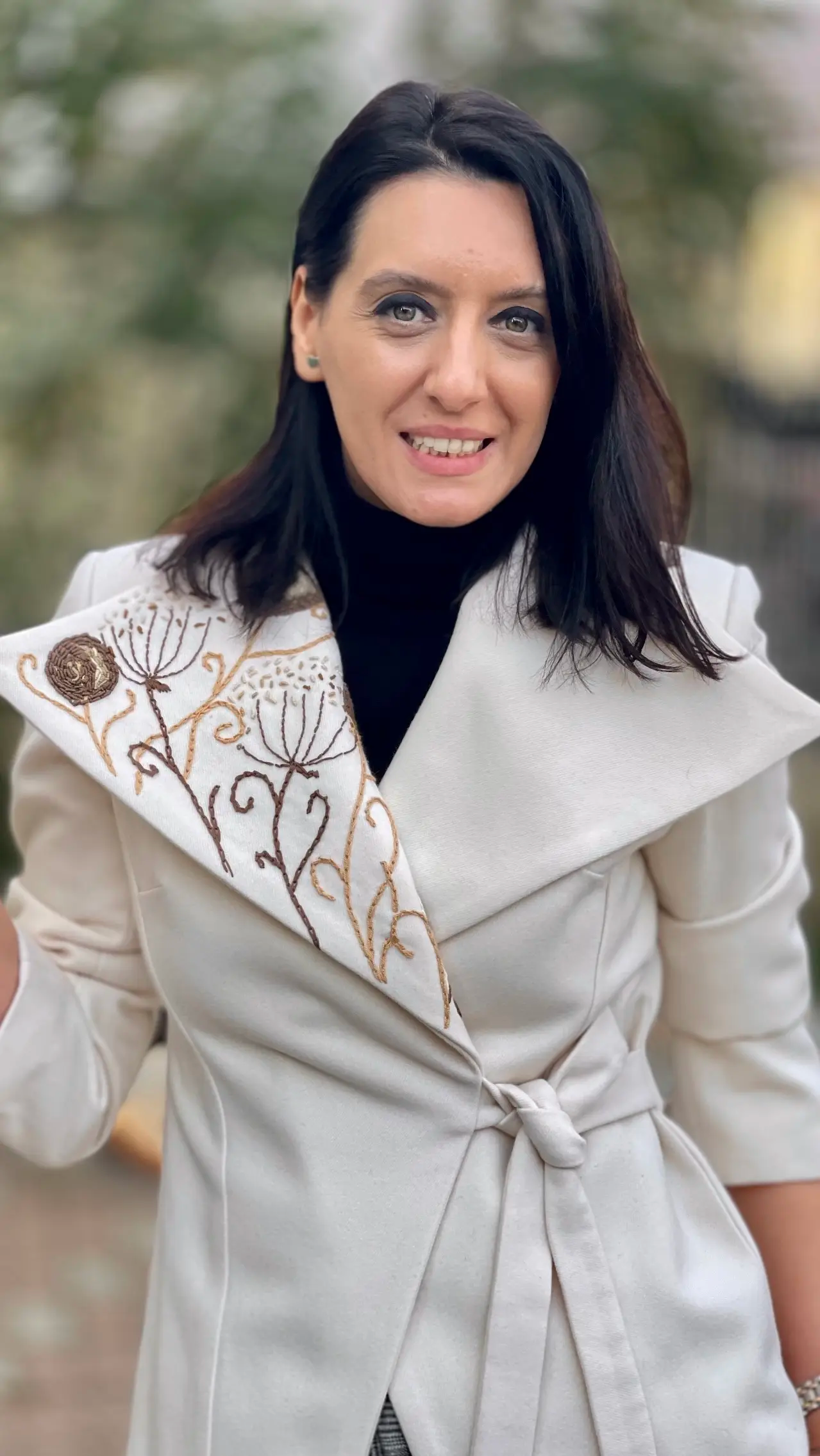 JACHETĂ DIN STOFĂ IVORY BRODATĂ MANUAL 