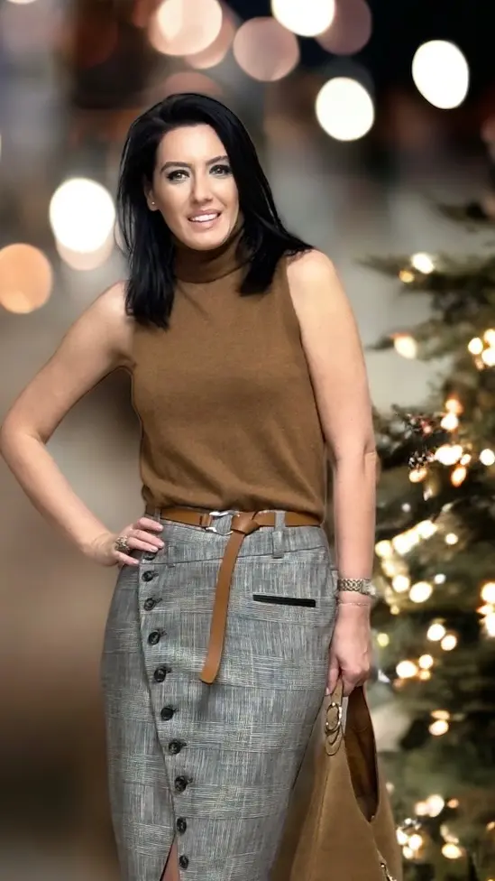 FUSTĂ PARTE PESTE PARTE DIN STOFĂ DE LÂNĂ 