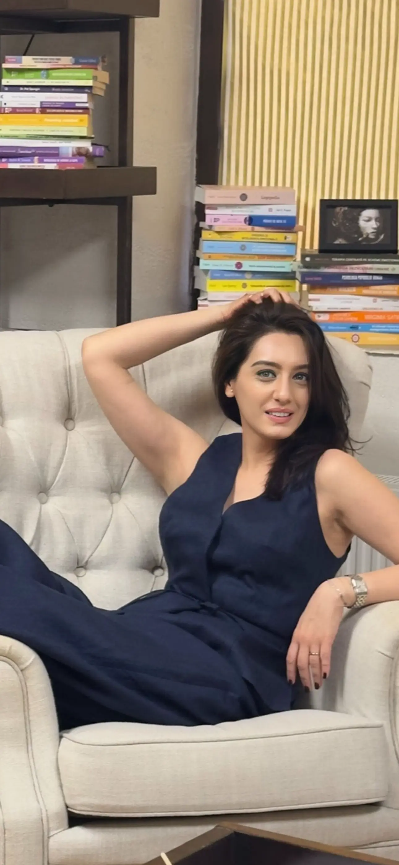 VESTĂ ȘI PANTALONI DIN ÎN BLEUMARIN 