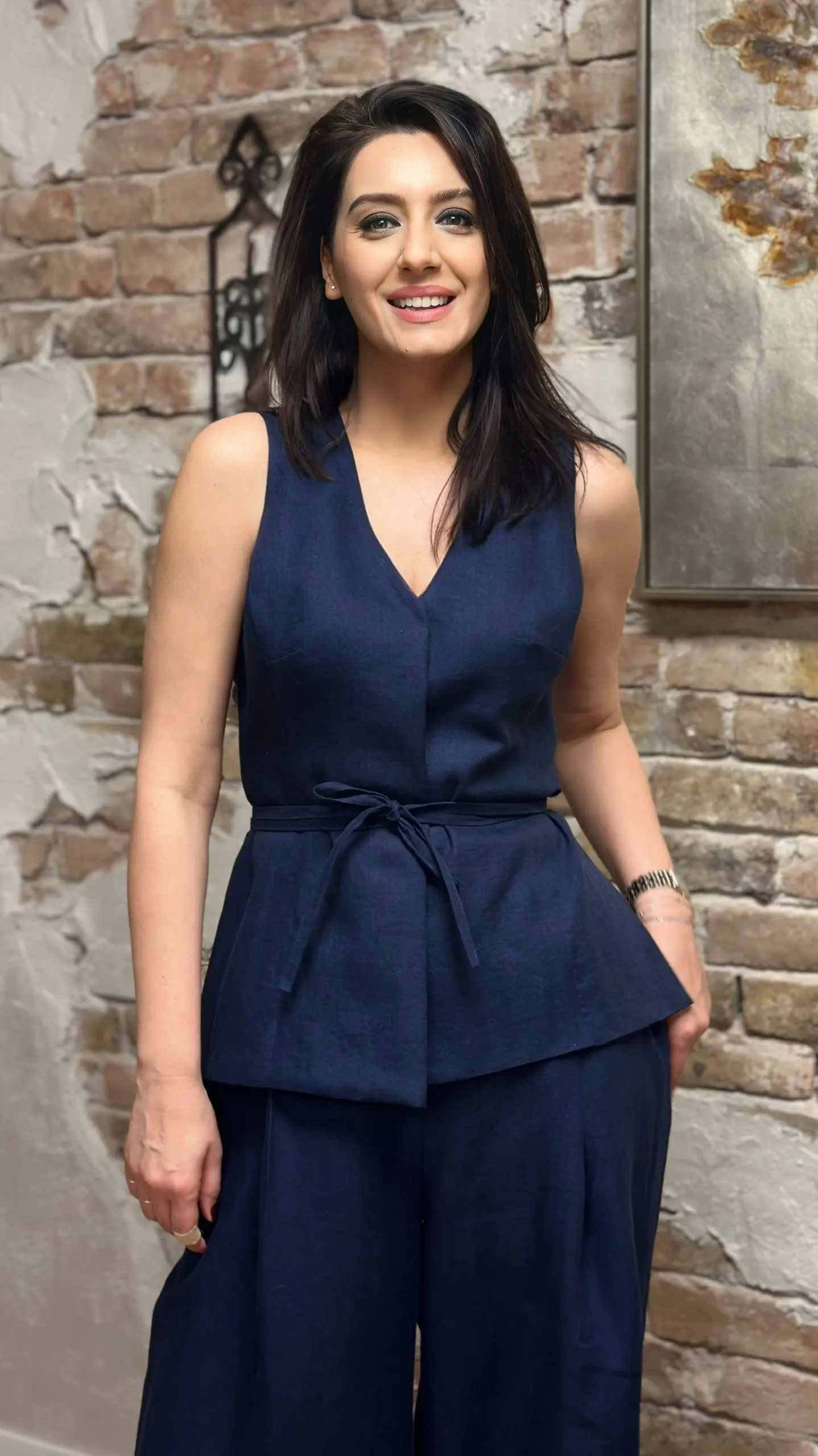 VESTĂ ȘI PANTALONI DIN ÎN BLEUMARIN 